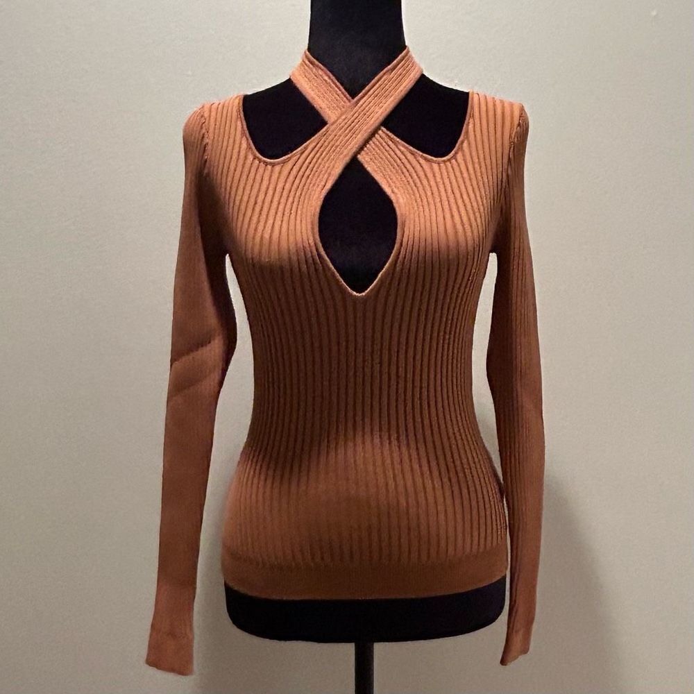 NWT Small MinkPink Knitted Top